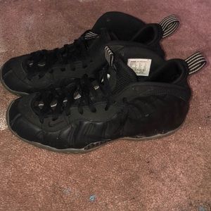 All black foamposites